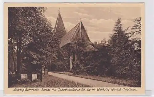 88459 Ak Leipzig Eutritzsch Kirche mit Gedächtniskreuz um 1920