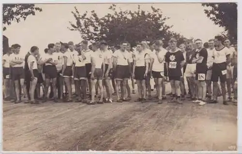 88021 Foto AK Start zum Laufen Leipzig im Park Meusdorf 4. Juli 1920