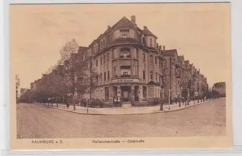 81099 Ak Naumburg a. S., Straßenansicht Hallescherstraße - Oststraße, um 1920