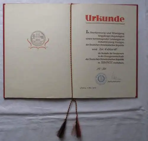 DDR Urkunde Medaille für Verdienste in der Energiewirtschaft 1978 (163565)