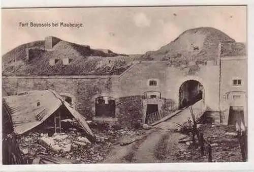 55142 Ak Fort Boussois bei Maubeuge Zerstörungen 1. Weltkrieg um 1915