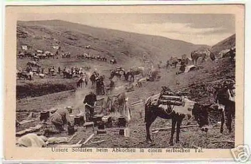 10664 Ak Deutsche Soldaten beim Abkochen in Serbien1917