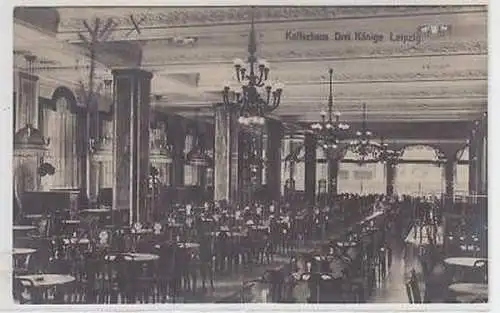 32/89 Ak Leipzig Kaffeehaus Drei Könige innen 1920