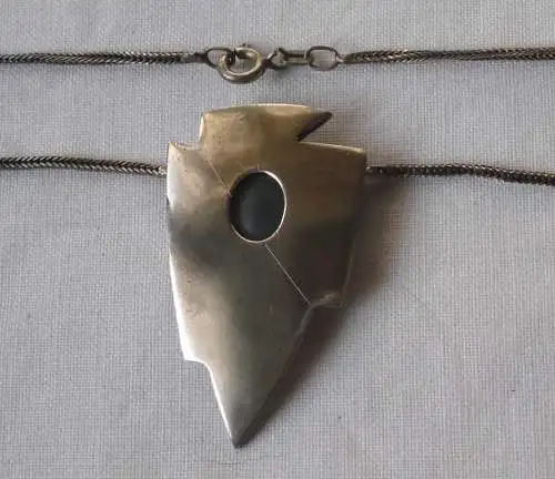 Stilvolle Kette aus 925er Silber mit extravagantem Anhänger + Stein (110454)