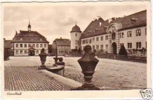 21195 Ak Wiesentheid Schloß mit Rathaus um 1940