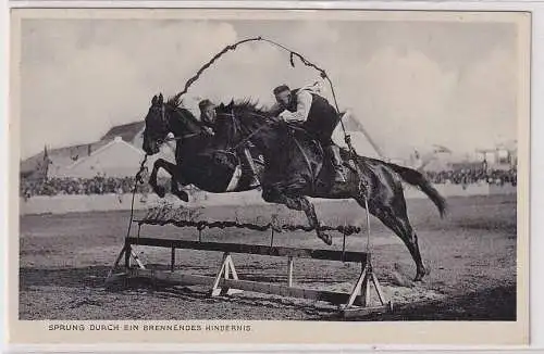 58205 Ak München Ausstellung 1937 Reiten Sprung durch ein brennendes Hindernis