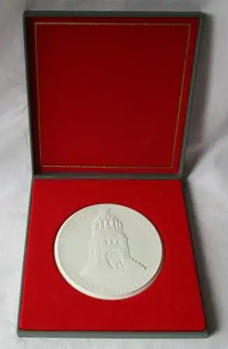 DDR Porzellan Medaille Nationale Volksarmee Militärbezirk Leipzig (124507)