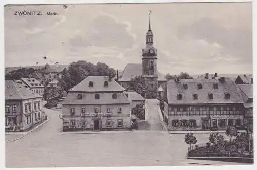900833 Ak Zwönitz - Partie am Markt mit Kirche und Gasthof zum goldenen Stern 