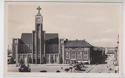 63614 Ak Königsgrätz Machar-Gasse mit Kirche und Fahrradgeschäft um 1940