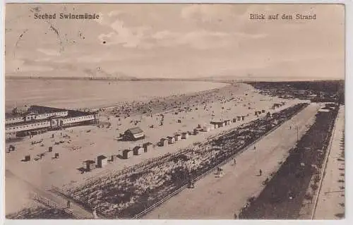 87249 Ak Seebad Swinemünde Blick auf den Strand um 1930