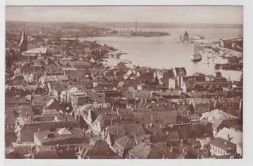 75046 Ak Besucht Flensburg die schöne Grenzstadt der Nordmark, Luftaufnahme 1930