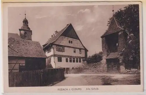62981 Ak Rodach bei Coburg Alte Schule um 1930