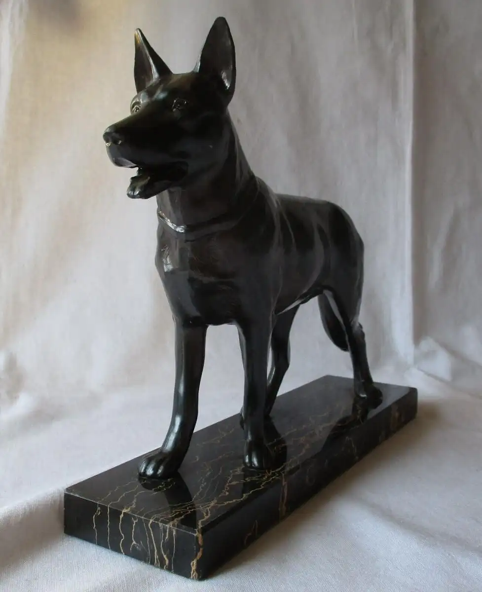 Art Deco Spelter Figur Schäferhund 1930er Jahre auf Steinsockel (156908) 2