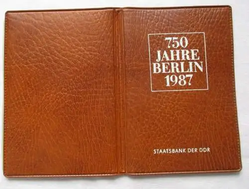 DDR 750 Jahre Berlin Offizieller Folder mit 4 Münzen & Token Staatsbank (116583)