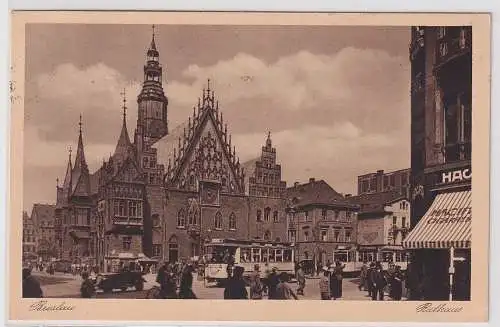 10322 Ak Breslau Rathaus mit Straßenbahnen und Autos 1931