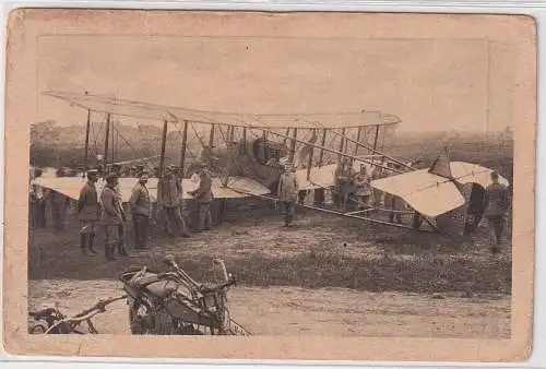 905854 Ak Bei Noyelles niedergekämpftes englisches Flugzeug "Baby Mine" 1916