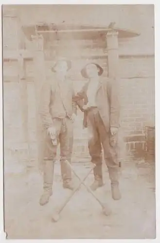 99557 Ak Zur Erinnerung an Arbeit auf königl. Braunkohlengrube Staßfurt  1918