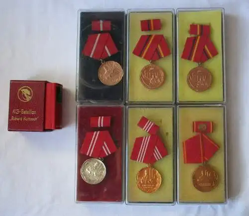 Nachlass Kampfgruppe Medaille für Treue Dienste & Verdienstmedaille (109259)