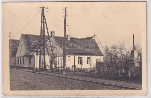 24556 Foto Ak Zörbig Straßenansicht mit Wohnhaus Bauerngut 1935