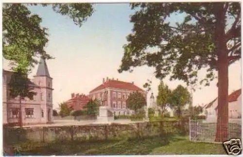 23856 Ak Frohburg Denkmals-Platz 1910