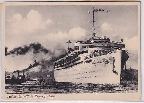 15056 Ak Hamburg Schiff "Wilhelm Gustloff" im Hafen um 1940