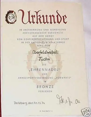 DDR Abzeichen Armeesportvereinigung Vorwärts + Urkunde (BN7984)