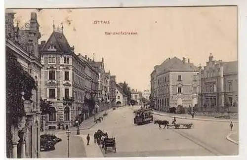 41169 Ak Zittau Bahnhofstraße mit Verkehr 1914