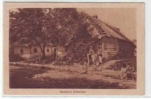 47283 Feldpost Ak Noubjany (Litauen) Bauernhaus mit Reetdach 1917