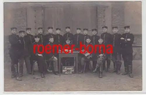 72737 Feldpost Foto Ak Riesa Elbe Soldaten Gruppenbild 1916