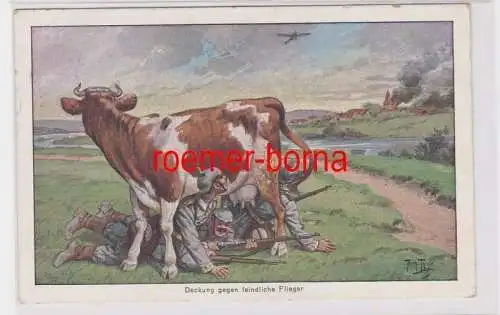 85258 Künstler Ak Arthur Thiele Militär Humor Kuh als Deckung gg. Flieger um1915