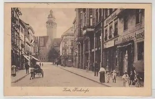 57111 Ak Zeitz Fischstrasse mit Geschäften 1922