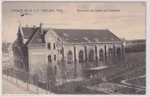 35084 Ak Zeitz Turnhalle des M.T.V. Vater Jahn, Restaurant mit Kegelbahn 1915