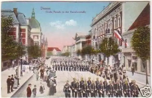 23969 Ak Dessau große Parade in der Kavalierstraße 1915