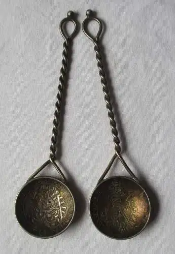 2 silberne Münzen Löffel mit Kreuzer Münzen 1670 und 1693 (103236)