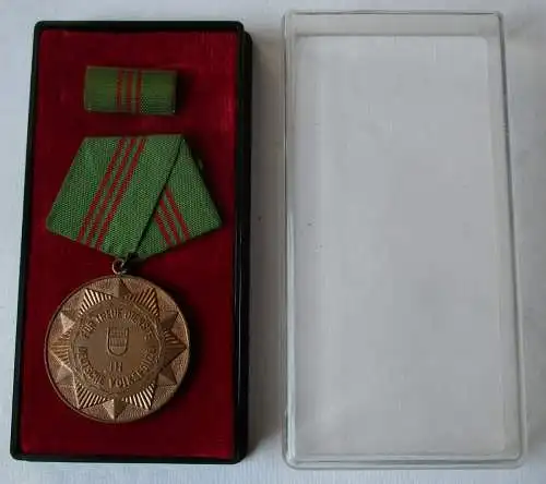 DDR Medaille treue Dienste in den bewaffneten Organen des MdI Stufe III (128072)