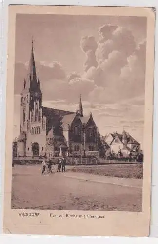04792 AK Wiesdorf - Evangelische Kirche mit Pfarrhaus 1922