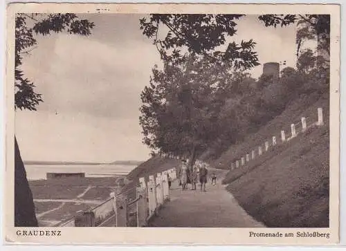 89832 Foto Ak Graudenz Grudziądz Promenade am Schloßberg 1943