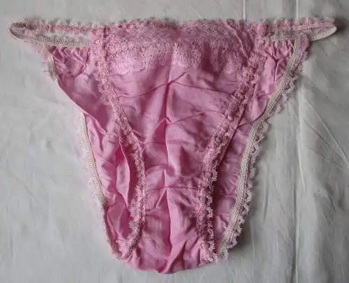 DDR Dessous Slip rosa Spitze Größe 42 Marke Stretta (159636)
