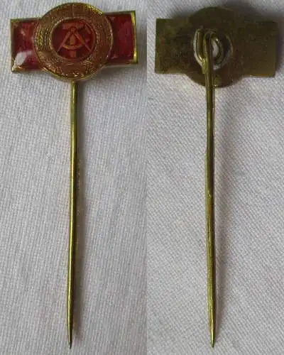 DDR Abzeichen Aktivist der sozialistischen Arbeit Miniaturnadel im Etui (113770)