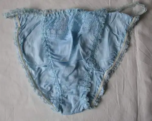 DDR Dessous Slip hellblau Spitze Größe 42 Marke Stretta (159635)