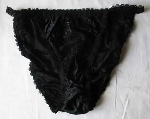 DDR Dessous Slip schwarz Spitze Dederon Gr. 44 Marke Stretta (159907)