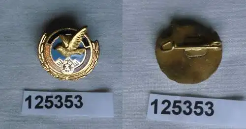 DDR Abzeichen goldene Ehrennadel für 40 Jahre Sektion Sporttauben Gold (125353)