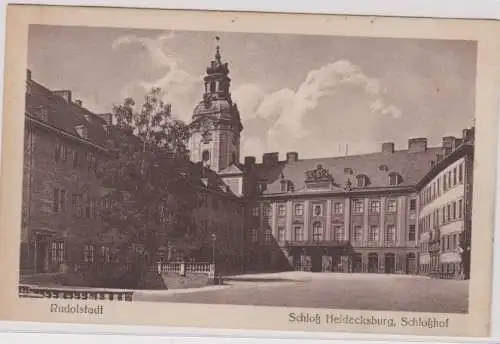 904118 Ak Rudolstadt Schloß Heidecksburg, Schloßhof um 1930