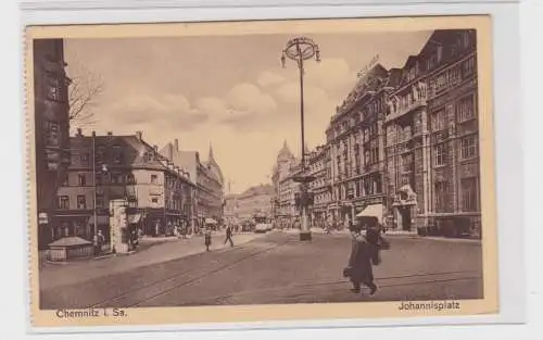 906184 AK Chemnitz - Johannisplatz, Straßenansicht mit Schienen 1912