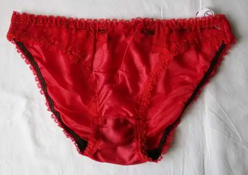 DDR Dessous Slip rot Spitze Dederon Größe 42 Marke Stretta (159723)