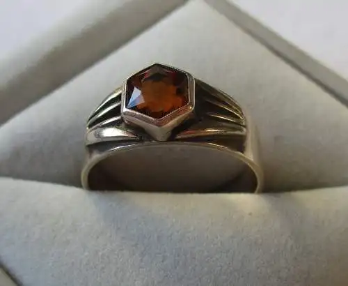 eleganter Damen Ring aus 333er Gold mit orangenem Spinell Edelstein (112177)