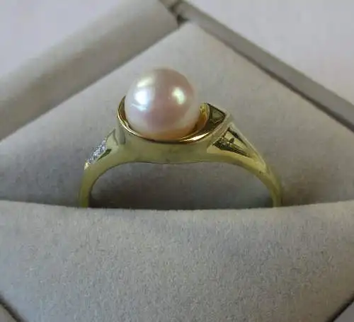 eleganter Damen Ring 333er Gold mit Diamantsplitter und Perle (108382)
