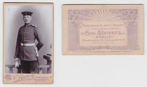 97929 Kabinettfoto Carl Günteritz Berlin - Soldat in Uniform mit Degen und Mütze