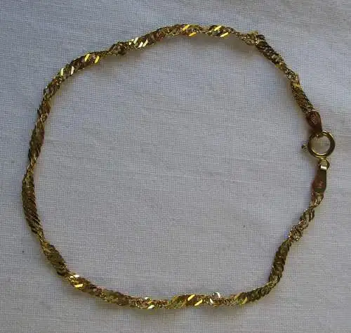 elegantes 333er Gold Armband mit gedrehten Gliedern (100153)