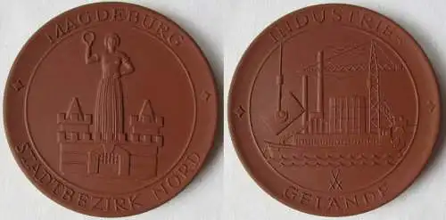 DDR Medaille Meissner Porzellan Magdeburg Stadtbezirk Nord Industriegel.(145029)